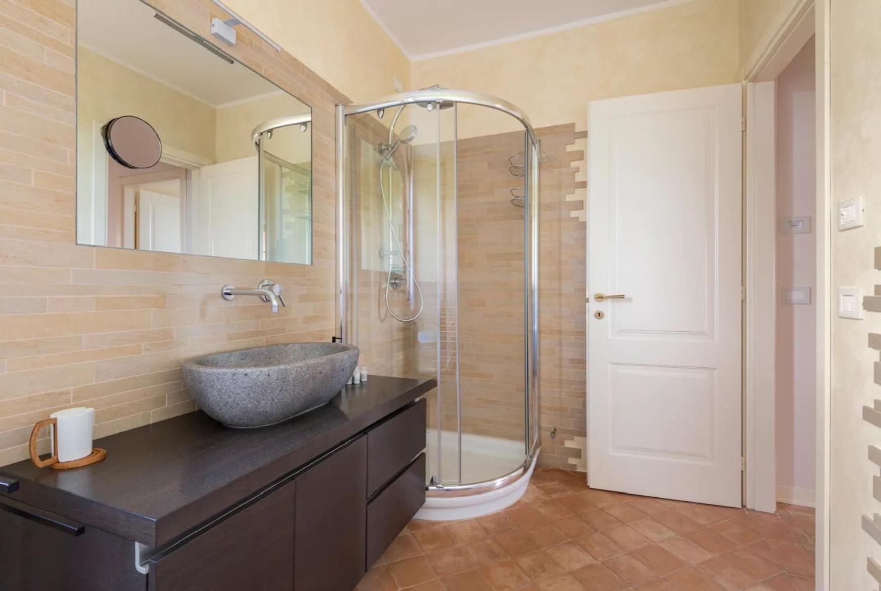 Apartment Caini